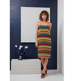 Zomersjurkje Pippa met smalle schouderbandjes gemaakt van Lang Yarns Baby Cotton