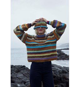 Damestrui met ronde hals en strepen