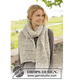 Gebreide sjaal in ribbelst met gevallen st van 3 draden Alpaca Boucl