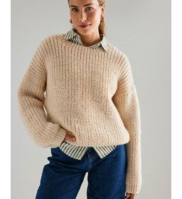 Damestrui in parelboordsteek gemaakt van Phildar Phil Looping