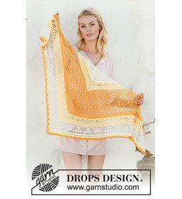 Omslagdoek gemaakt van Drops Safran