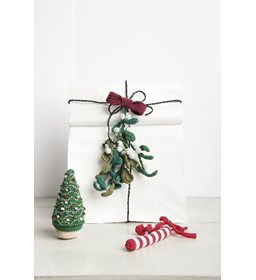 Mistletoe, zuurstol en kerstboompje gemaakt van DMC E-nummers