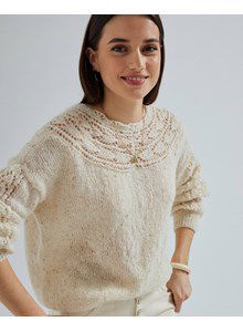 Damesvest met geschulpte rand