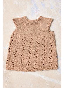 Baby jurkje met kantpatroon