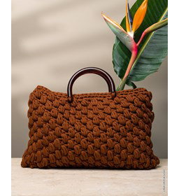 tas in noppenpatroon gemaakt van Lana Grossa The Tube