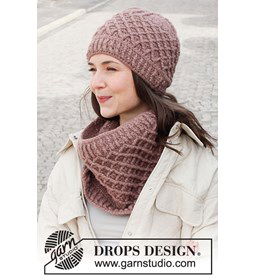 Muts en sjaal gemaakt van Drops Air