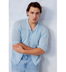 Vest voor dames en heren met reverskraag gemaakt van Rondbreinaald nr 2,5 - 2,75