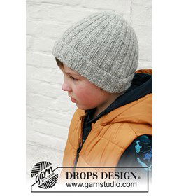 Kindermuts gemaakt van DROPS Sky