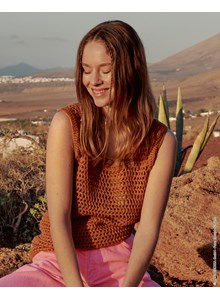 Damestop gehaakt in filetpatroon