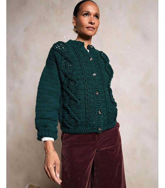 Haakpatroon damesvest Agatha met kabelpatroon