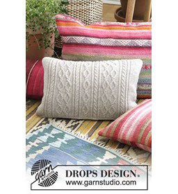 Kussen gemaakt van DROPS Flora