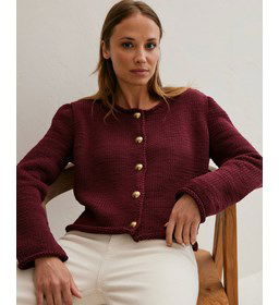 Vest met gerolde randen gemaakt van knopen