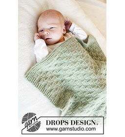 Deken voor baby gemaakt van Drops Merino extra fine