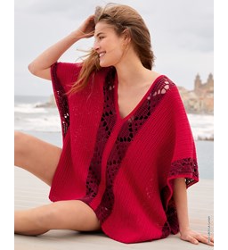 poncho met v-hals gemaakt van knopen