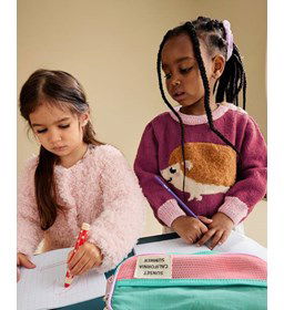 Kindertrui met egel gemaakt van Phildar Phil ChouChou