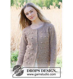 Damesvest met bobbelpatroon gemaakt van knopen