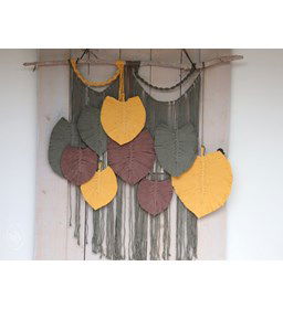 Wanddecoartie verenhanger gemaakt van Lijm gips klei