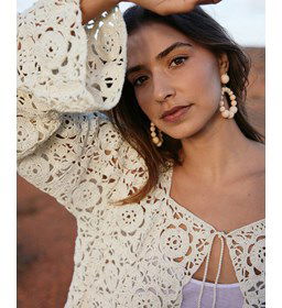 Vest met striksluiting gemaakt van Phildar Phil Origin