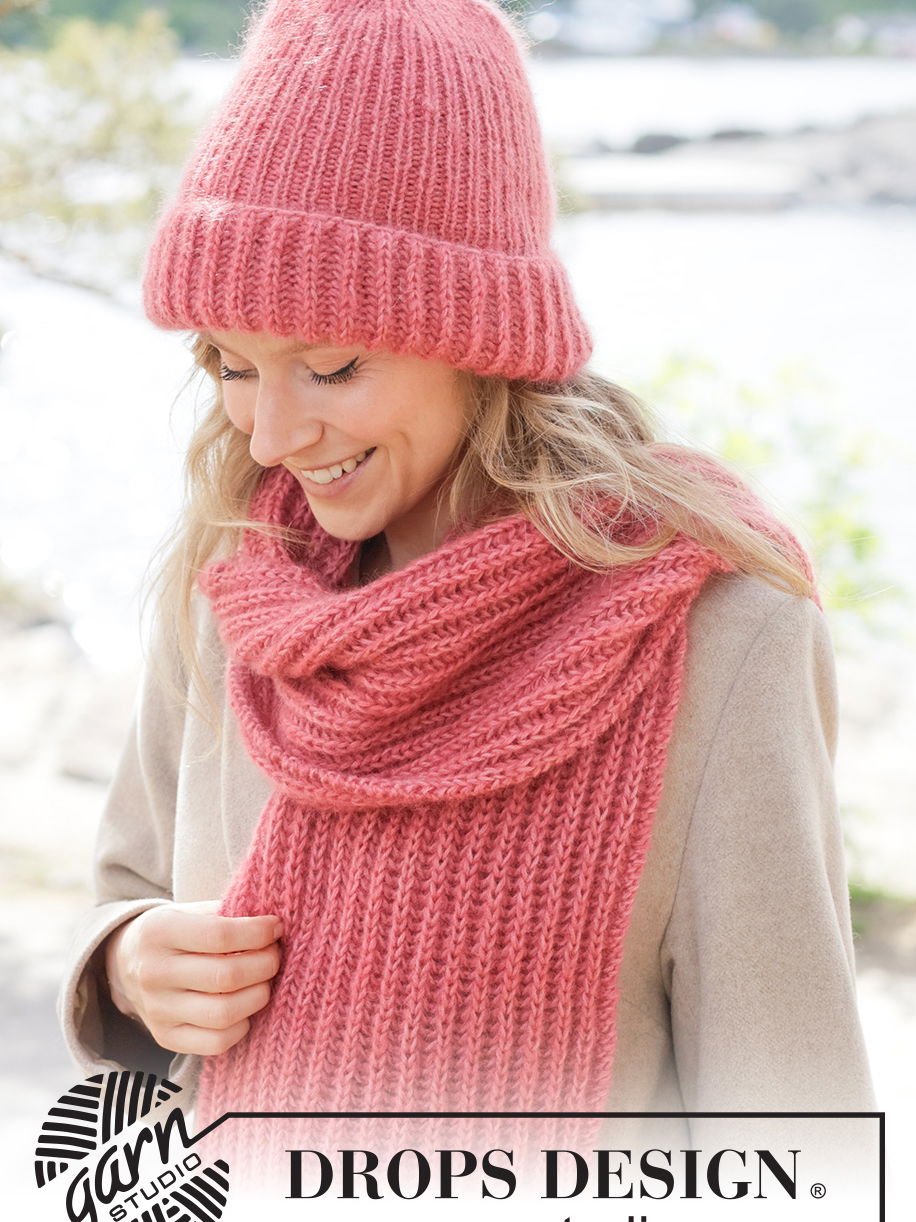 Fluffy gebreide muts en sjaal in Engelse patentsteek