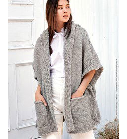 Poncho met muts gemaakt van Lana Grossa Lala Berlin Lovely Cotton