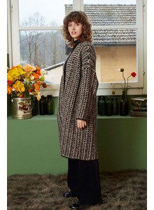 Damesvest met fantasiepatroon