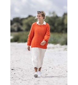 Damestrui met wijde en brede ronde halsboord gemaakt van Lang Yarns Zen