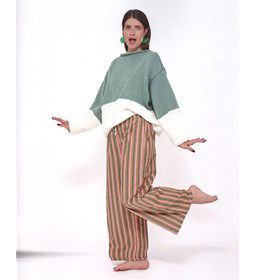 Oversize damestrui gemaakt van Naaiartikelen