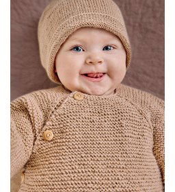 babymutsje in tricotsteek gemaakt van Phildar Phil Super Baby