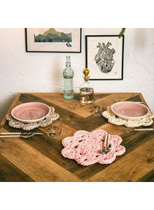 Bordonderzetter Sara