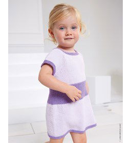 Getailleerd meisjes jurkje gemaakt van Lana Grossa Elastico