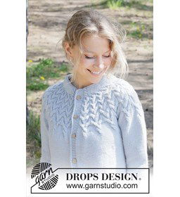 Mermaid Echo Cardigan gemaakt van Drops Merino extra fine