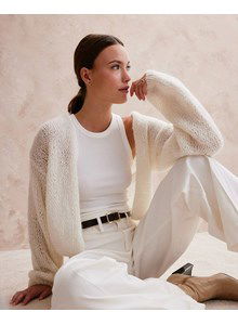 Eenvoudig te breien damesvest 