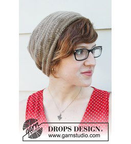 Damesmuts met rolrand  gemaakt van Drops Karisma