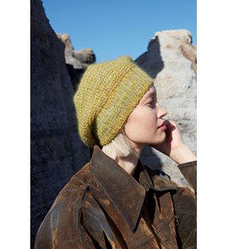 Damesmuts Fata Morgana gemaakt van Lang Yarns Wooladdicts Glamour