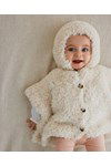 Breipatroon Poncho met capuchon  van andere kant
