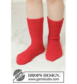 Merry Mistletoe Socks gemaakt van Drops Fabel