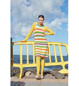 Knielange jurk gemaakt van Rondbreinaald nr 9