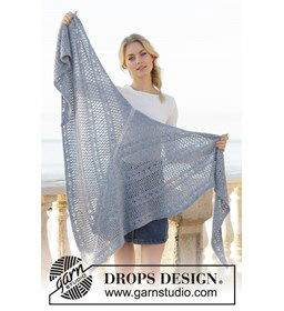 Omslagdoek gemaakt van DROPS Sky