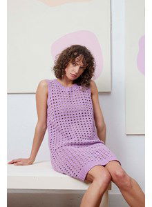 Damesjurk Milena in gaatjespatroon