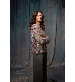 Damestrui met kleine V-hals gemaakt van Lang Yarns Muse