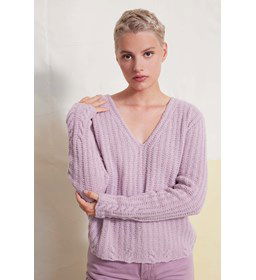 Damestrui met verassende kabels gemaakt van Lang Yarns Regina