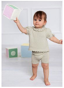 Korte broek met sierrandje 