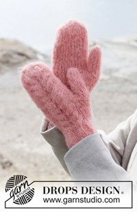 Coral Whisper Mittens