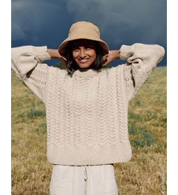 Damestrui met kabelpatroon gemaakt van Lana Grossa Alta Moda Alpaca