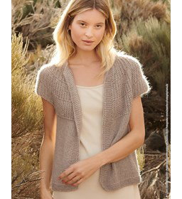 Damesvest met ronde pas gemaakt van Lana Grossa Silk Hair