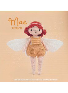 Pop elfje met gekrulde haren