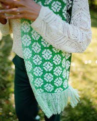 Bloemenzee sjaal gemaakt van Scheepjes Whirlette