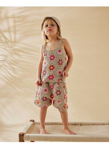 Korte broek met bloemen