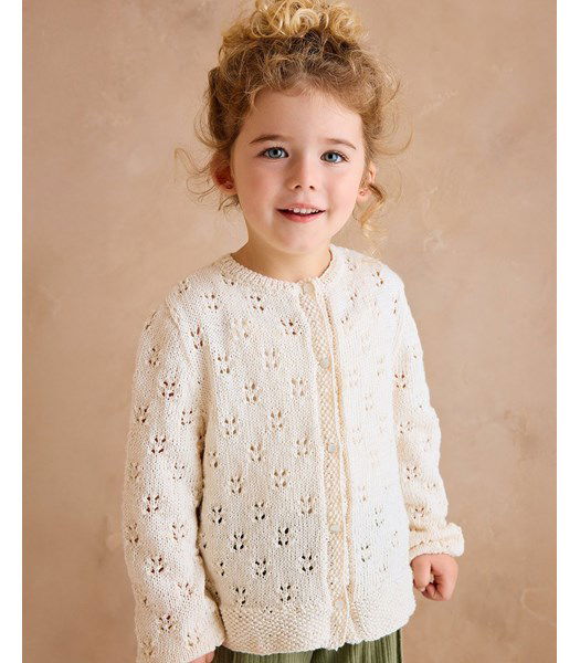 Breipatroon Meisjesvest in ajourpatroon