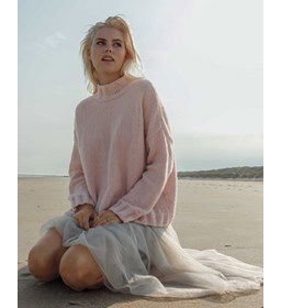 Dames trui gemaakt van Phildar Phil nuage